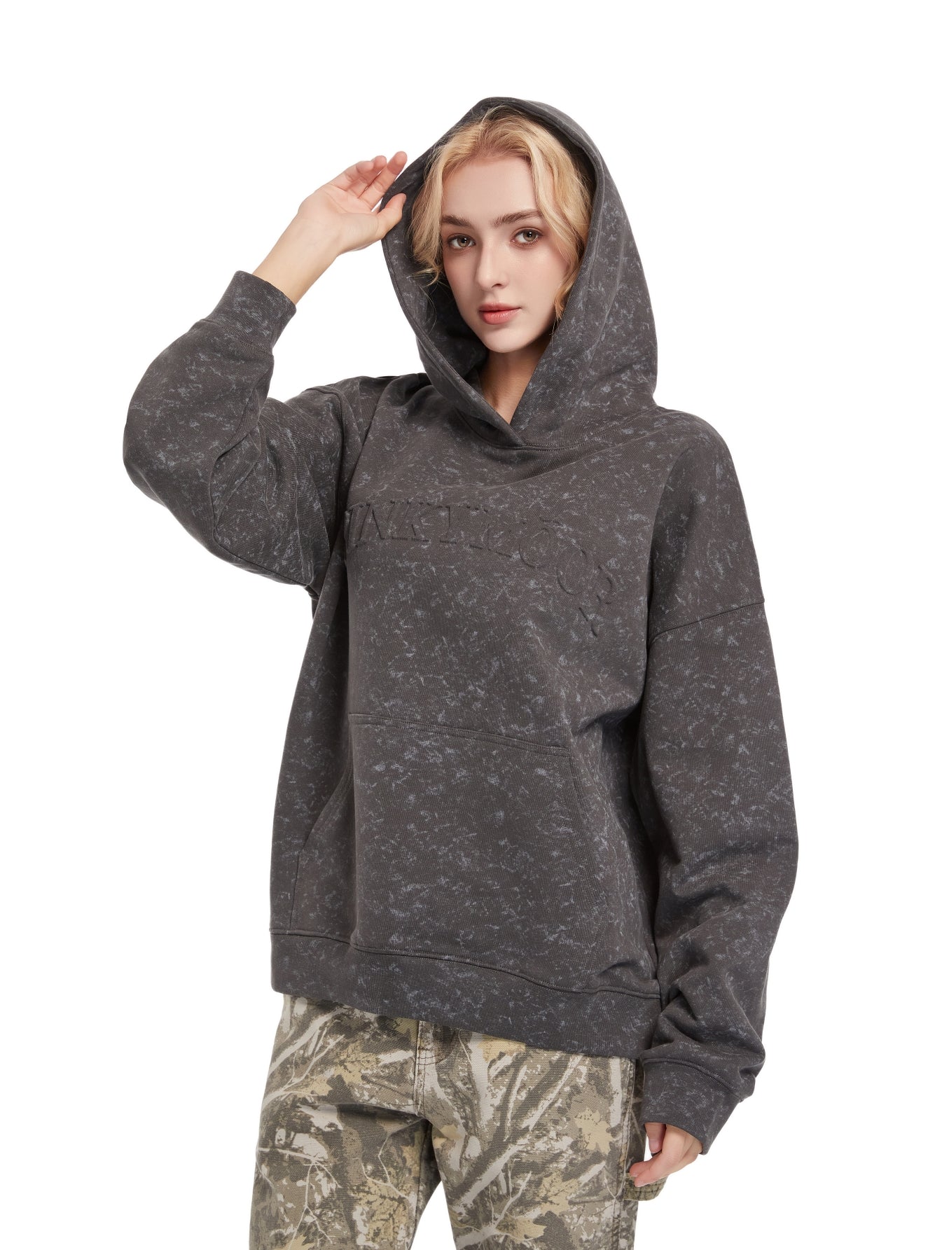 Women’s Snowflake Print Pullover – Letter Graphic Hoodie, Premium Craft Sweatshirt for Casual Wear